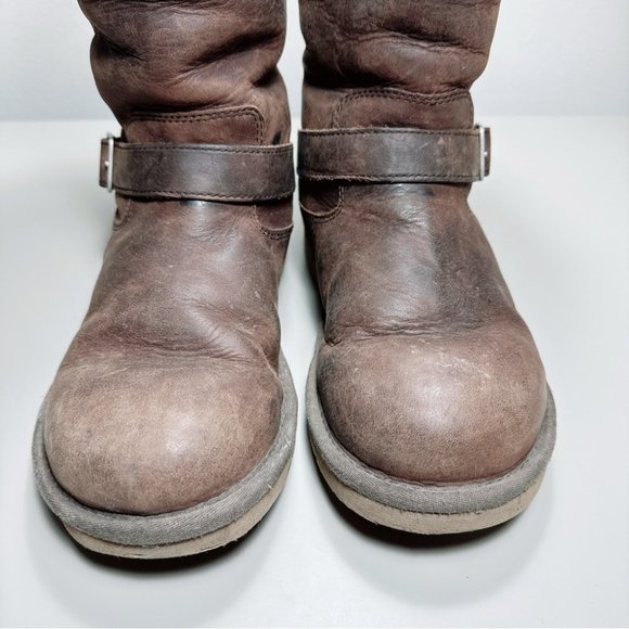 Ugg  Rare Kensington Wax Brown Sheepskin ShearlingBuckle  Boots - Picture 5 of 16